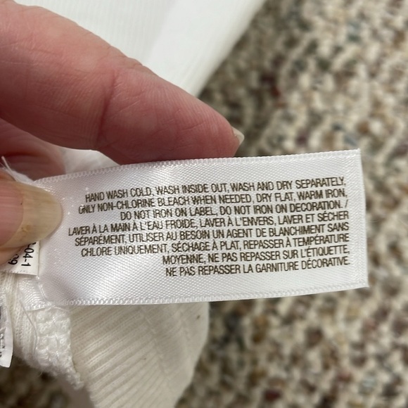 Old Navy White Tank Top with Shiny Detail Around Neck. EUC - Picture 5 of 9